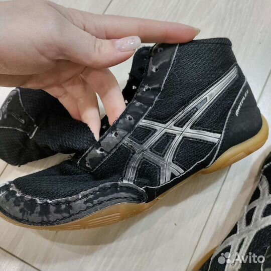 Борцовки asics р32,5