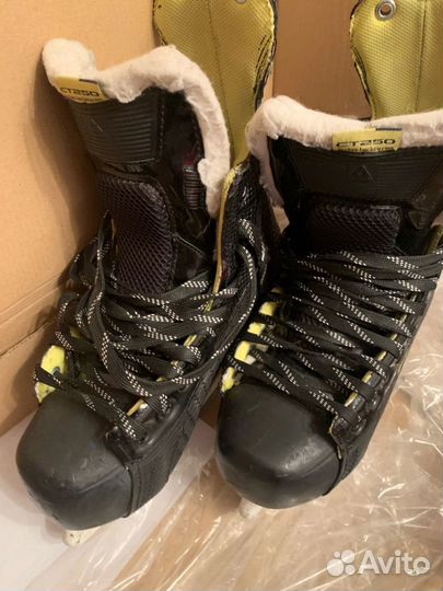 Коньки хоккейные 38 размер