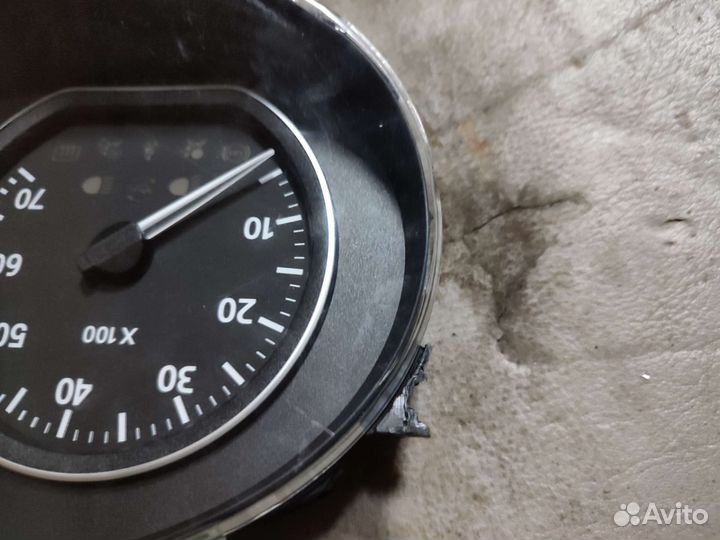 Щиток приборов Рено Сандеро