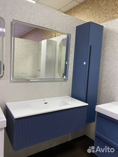 Тумба с раковиной для ванной подвесная