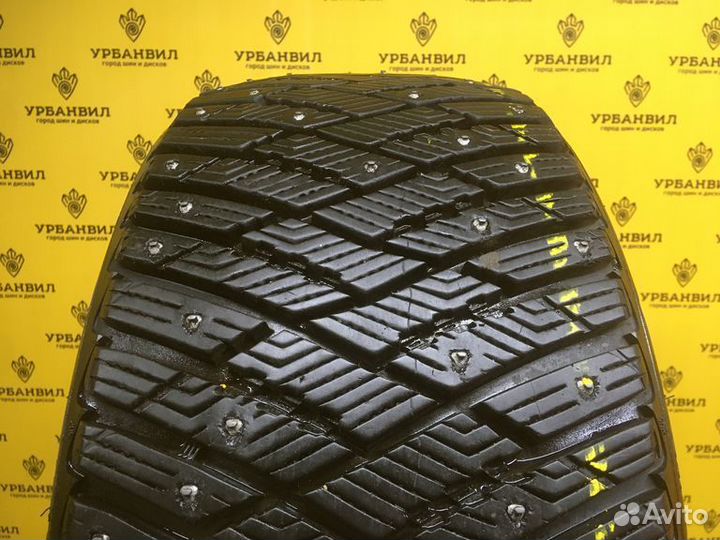 Goodyear Ultragrip Ice Arctic 235/40 R18 95