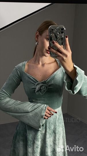 Платье велюровое мини аквамарин