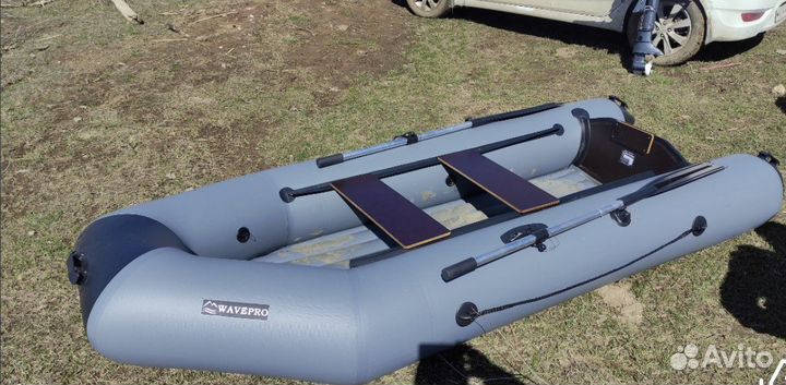 Лодка с мотором