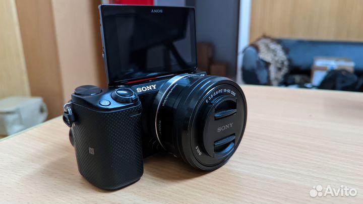 Sony Alpha NEX-5T в отличном состоянии