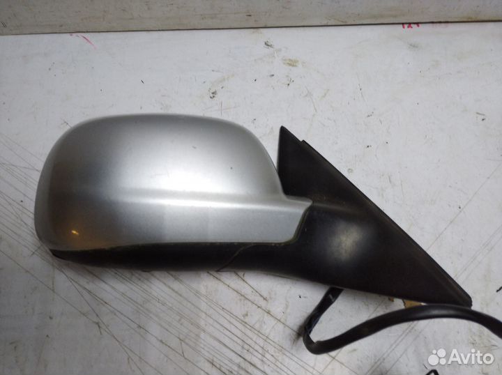 Зеркало правое Volkswagen Passat 5 1996-2000