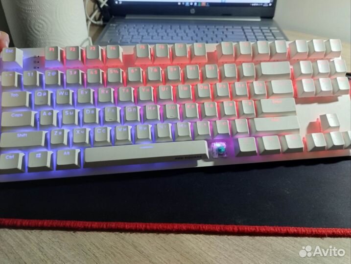 Механическая клавиатура red square tkl