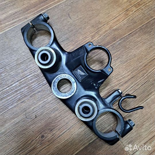 Траверса верхняя Honda XL 700