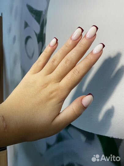 Наращивание ногтей, выкладной френч