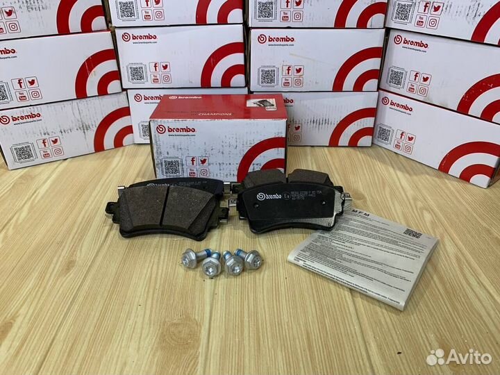 Колодки тормозные Зд Brembo Audi Q 5 Q7 VW Touareg