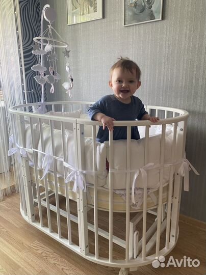 Кроватка с маятником круглая/овальная трансформер