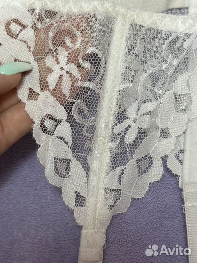 Пояс для чулков, Италия