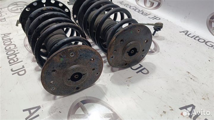 Амортизатор/стойка передняя правая Volvo XC70