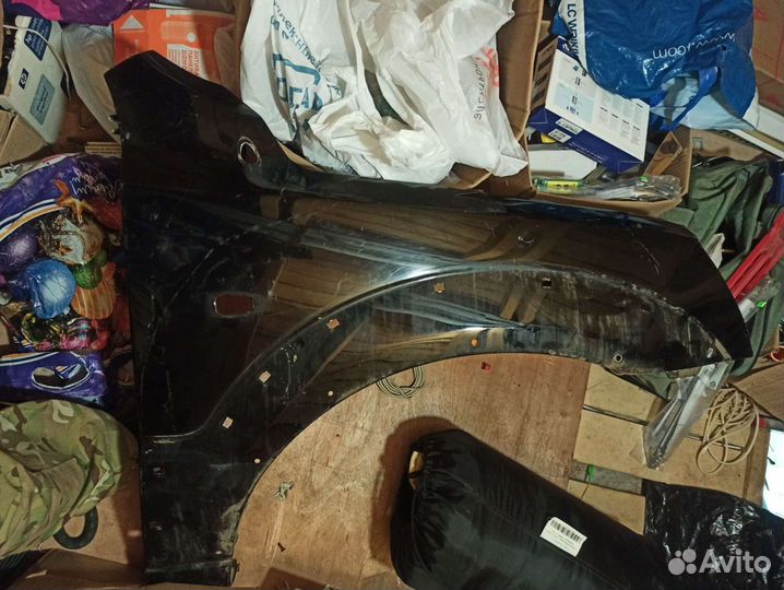 Продам крыло, переднее правое Соренто 2006-2009