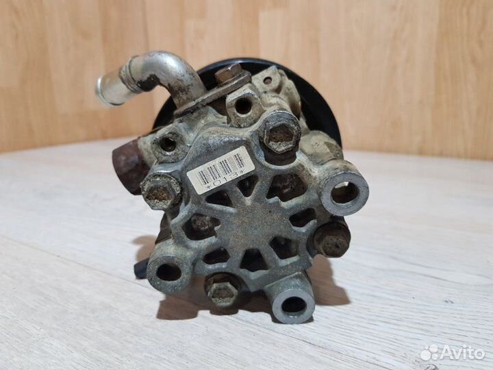 Насос гидроуселителя руля Toyota Estima TA-ACR40W