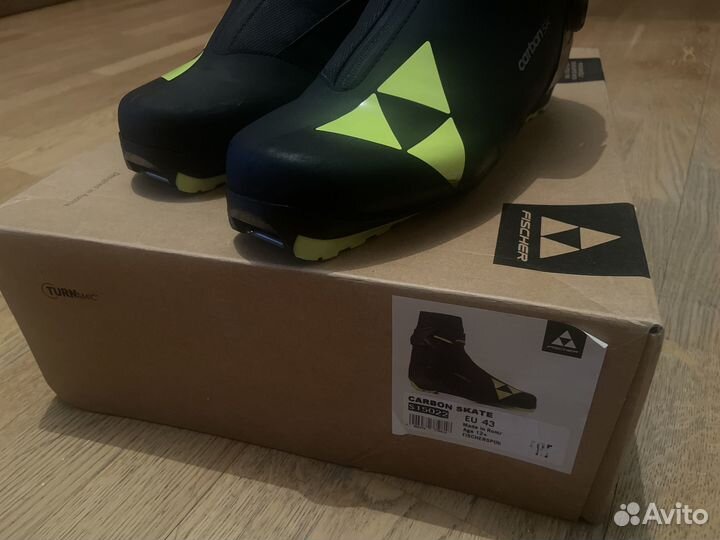 Лыжные ботинки fischer carbon skate, EU43