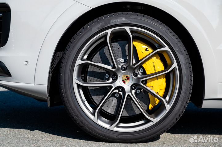 Кованые диски Porsche стиль Cayenne GTS R22