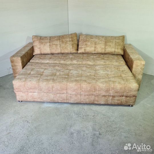 Диван для спальни