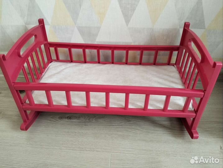 Кроватка для кукол