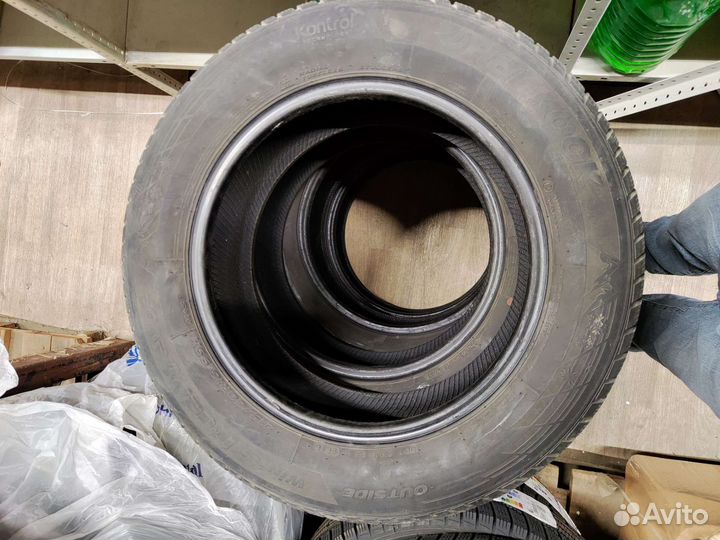 Hankook Winter I'Cept Evo2 W320 215/60 R16 99H