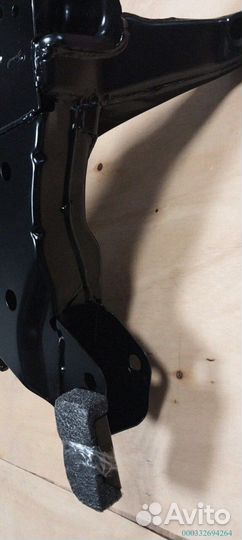 MR510285 Подрамник Mitsubishi Lancer 9 (Арт.47596)