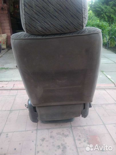 Сидение поворотное хайс 106