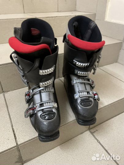 Горнолыжные ботинки