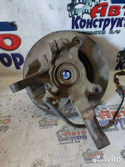 Кулак ступица диск передний правый Chevrolet