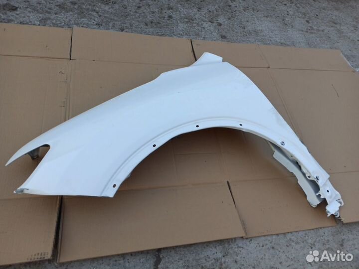 XTrail T32 Крыло переднее левое