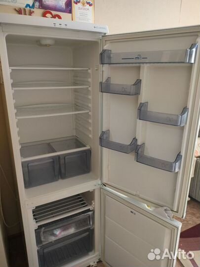 Холодильник бу vestel