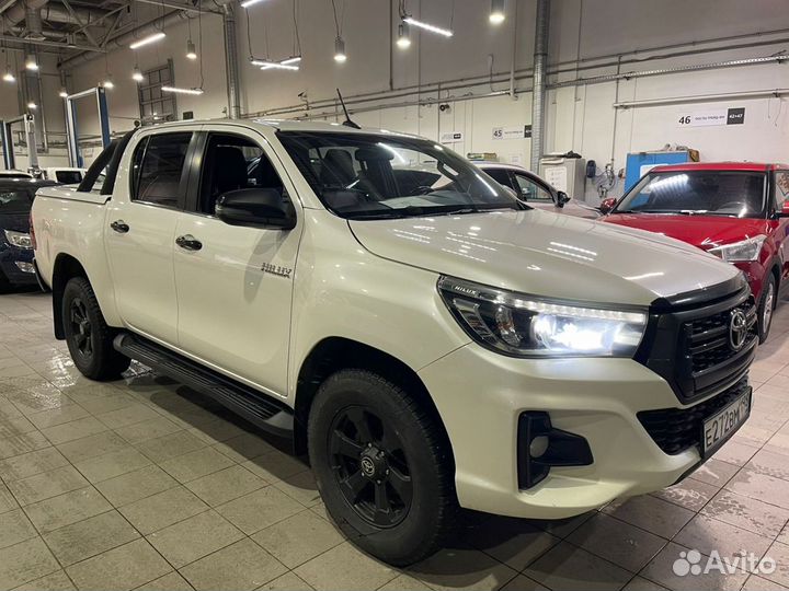 Toyota Hilux 2.8 AT, 2019, 235 946 км