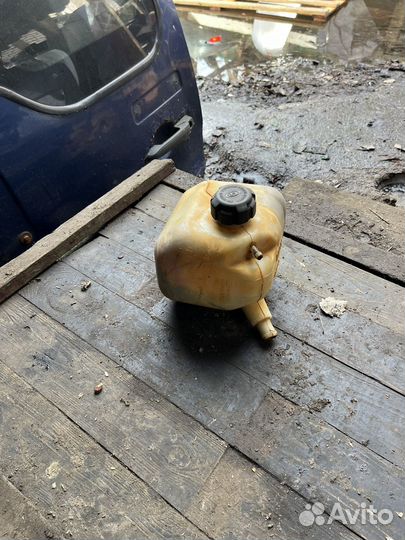 Расширительный Бачок Chevrolet Niva 2123