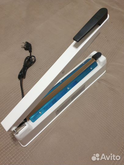 Импульсный запайщик White Penguin PFS-300B