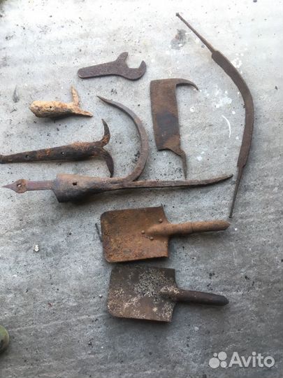 Старинный инструмент