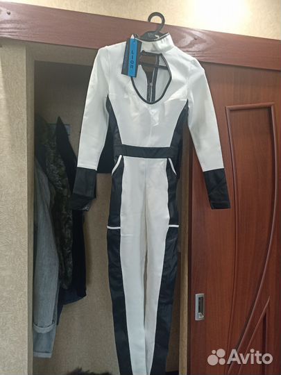 Комбинезон женский новый