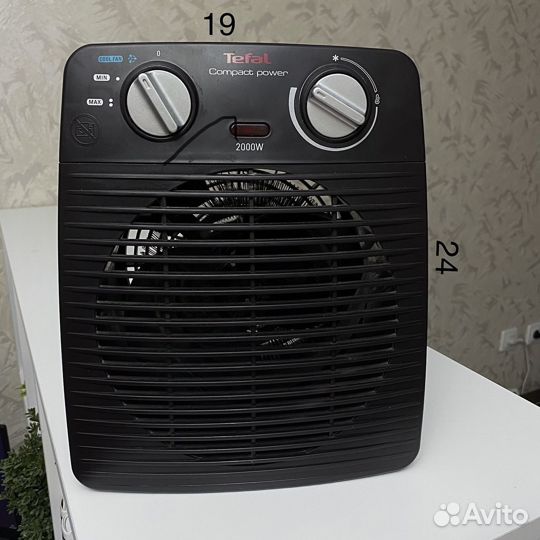 Тепловентилятор Tefal Compact SE2210F0