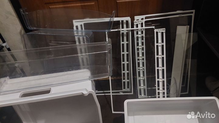 Комплект полок,ящиков для холодильника bosch