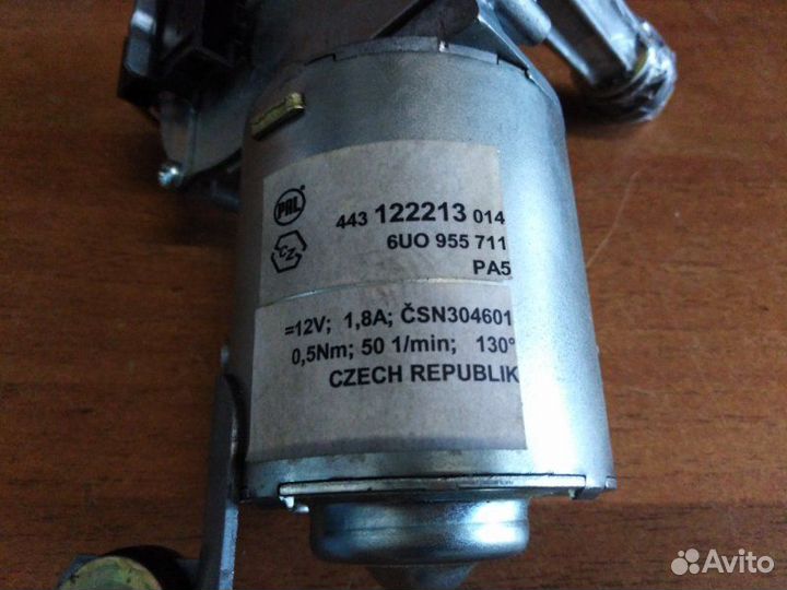 Мотор стеклоочистителя задний Skoda Felicia 1998