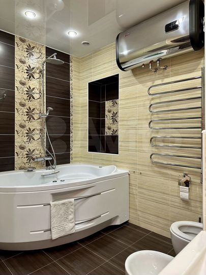 2-к. квартира, 87,3 м², 7/12 эт.