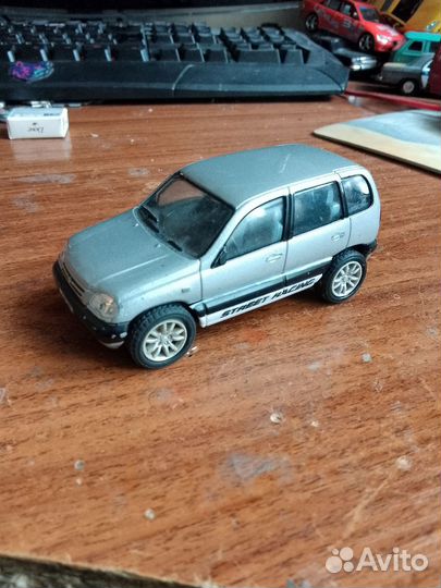 Модель шевроле нива