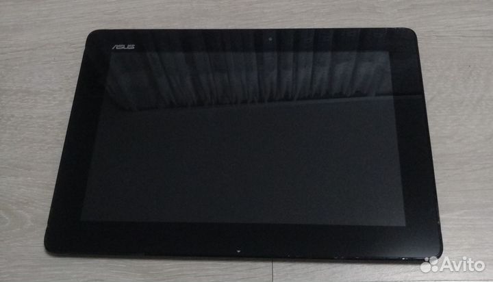 Планшет Asus MeMo Pad ME302KL