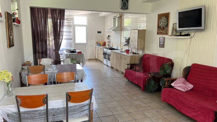 Комната 24 м² в 1-к., 1/3 эт.