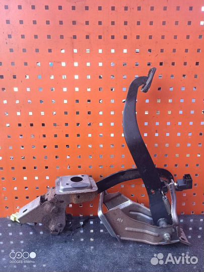 Педальный узел Hyundai grand starex