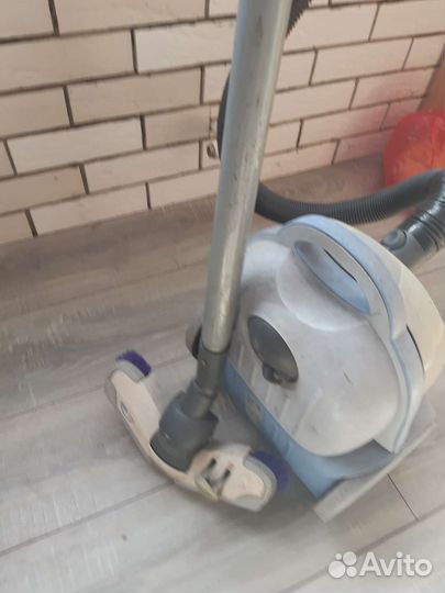 Пылесос Philips