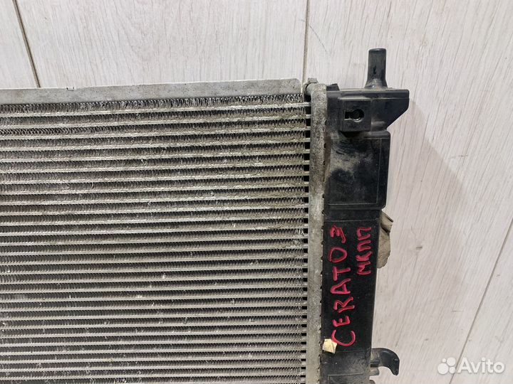 Радиатор охлаждения Kia Cerato 3/ Ceed 2