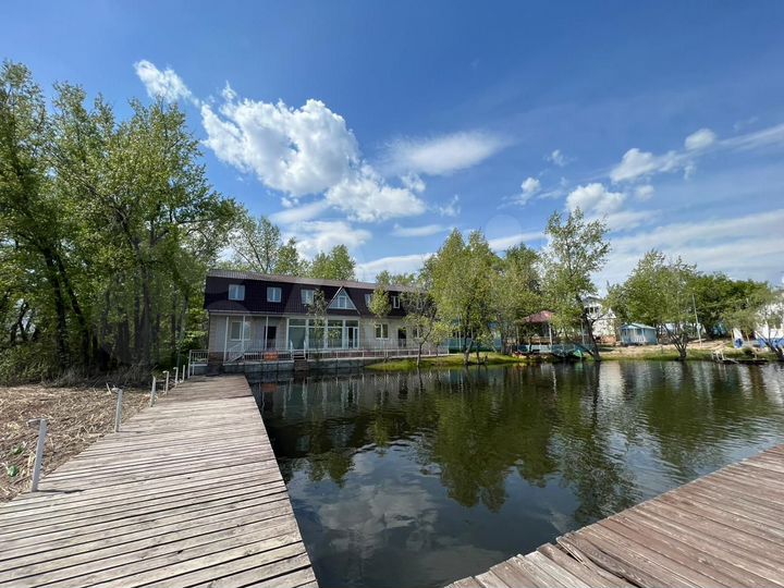 Гостиница, 6637 м²