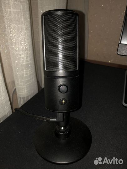 Микрофон razer siren x