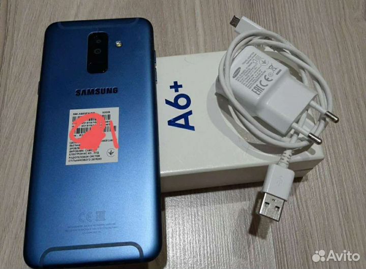 Телефон Samsung a6+