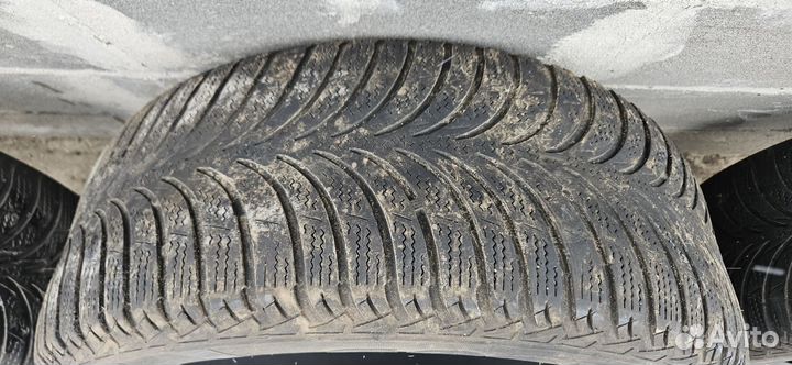 Goodyear UltraGrip 225/55 R17 101G