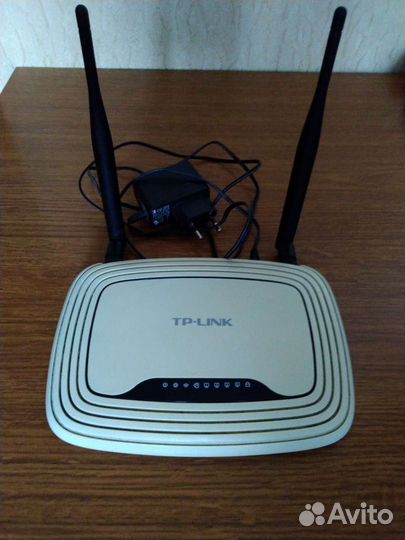 Маршрутизатор (роутер) TP-link TL-wr841nd
