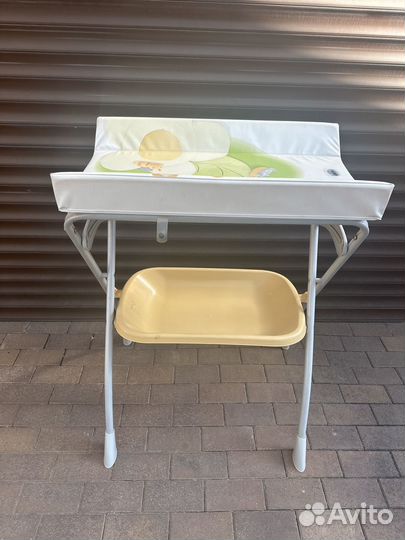 Пеленальный столик с ванночкой cam
